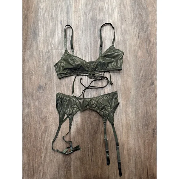 Savage X‎ Fenty Metallic Olive Green Bralette and Garter Belt Set Shimmer small - Image 3