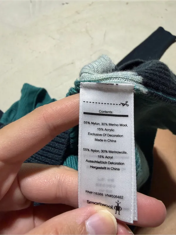Smartwool Colorblock Rib-Knit Long Sleeve sweater Teal small - Image 7