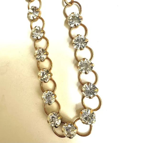 Gold tone rhinestone link necklace - Image 4