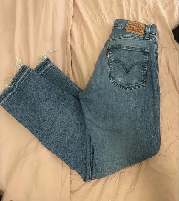 Levi’s Wedgie Straight Jeans - Image 2
