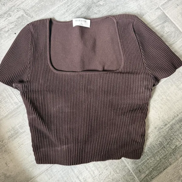 Aritzia Babaton Top Sculpt Knit - Image 2