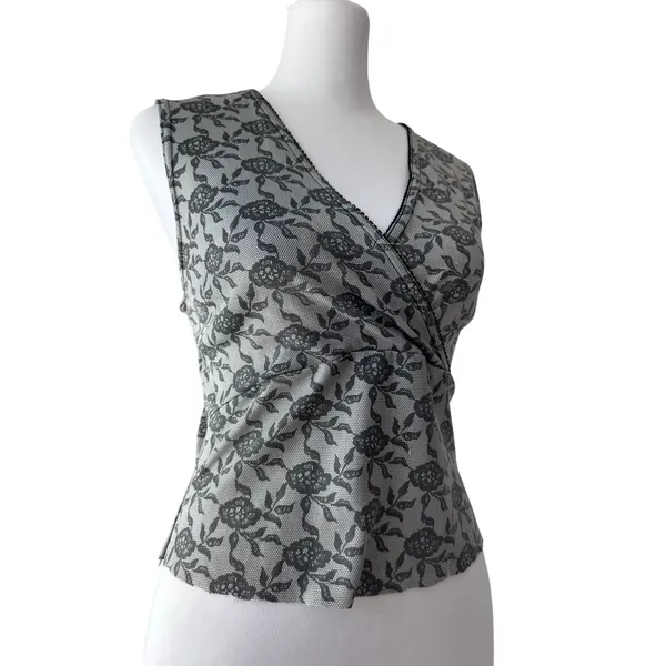 Vintage Y2K Try Gray & Black Floral Print V-Neck Stretchy Tank Top - Image 3