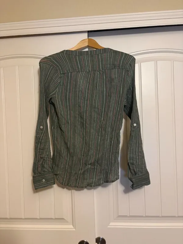 Carve Designs Popover Top Large Long Sleeve Organic Cotton Green Stripes Texture - Image 3