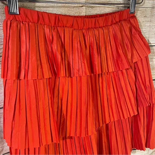 Zara pleated tiered orange pull-on mini skirt women’s Size Medium Bloggers Fav - Image 3