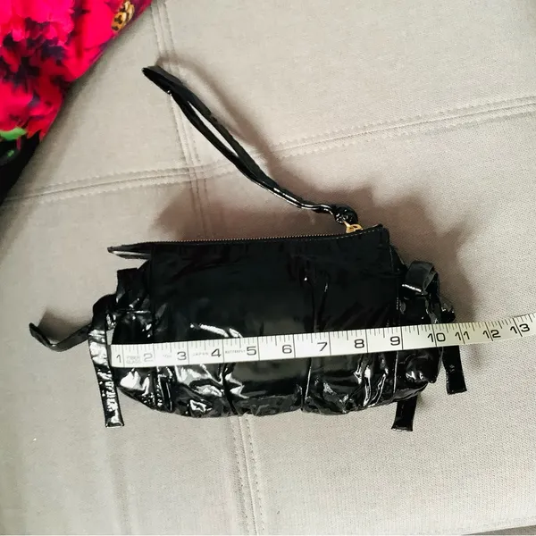 Pretty🌹dressy GUCCI GO OUT clutch/ bag 🔥🔥🔥 - Image 10