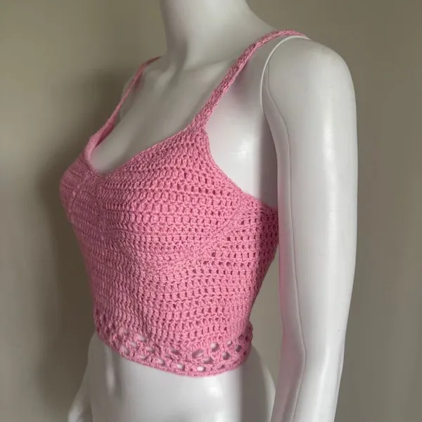 Crotchet Lace Up Boho Festival Summer Sleeveless Crop Top Pink NWT - Image 3