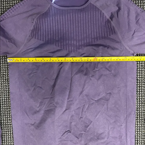 Fabletics Lavender Seamless Long Sleeve Top and Leggings Set size L/XL - Image 12