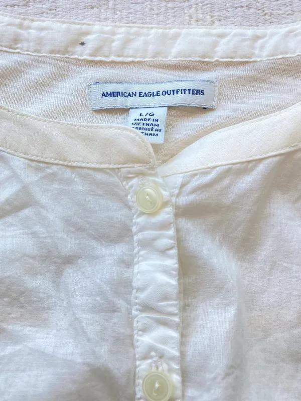 American Eagle Outfitters Cream Button-Front Sleeveless Tank - Image 2