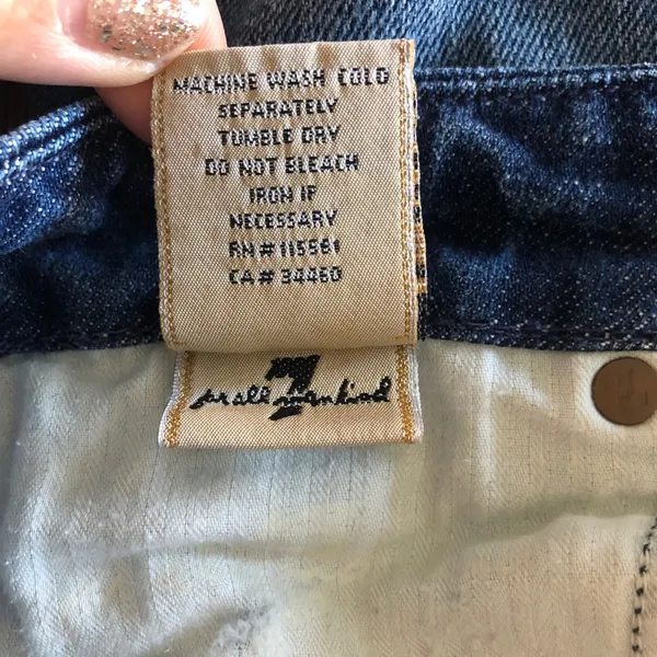 “A” Pocket Flare Jeans. Size 25 - Image 9