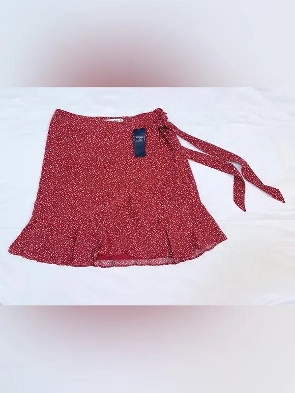 NWT Abercrombie & Fitch Ruffle Wrap Mini Skirt – Red Floral – XS - Image 6