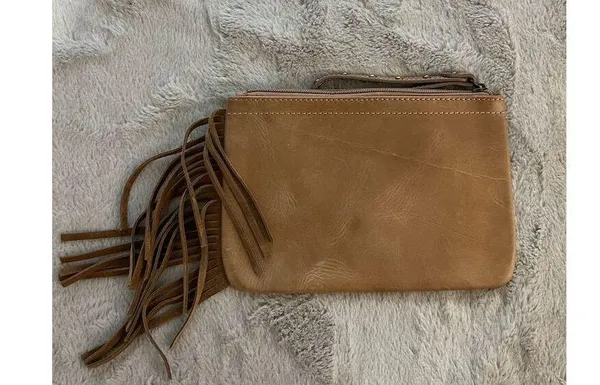 Ariat Tan Leather Fringe Wristlet Clutch with Studded Strap - Image 4