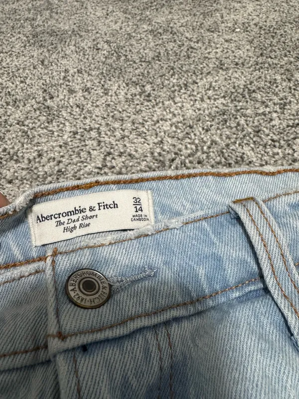 Abercrombie Dad High-Rise Shorts - Image 3