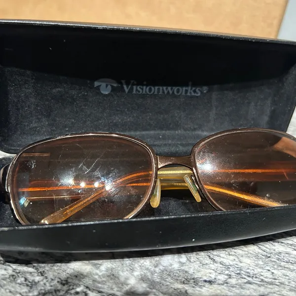 Nine West Brown Oval Sunglasses with Gradient Lenses - Image 9