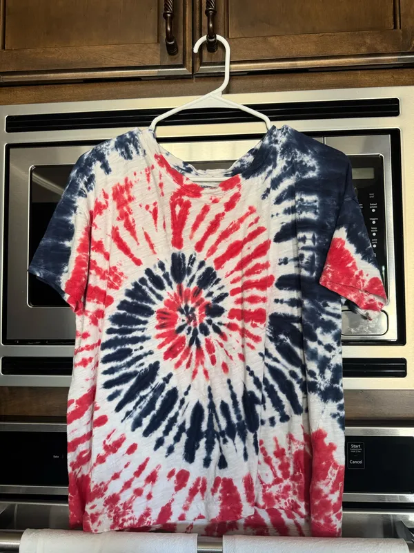 Tie-Dye Old Navy Top - Image 3