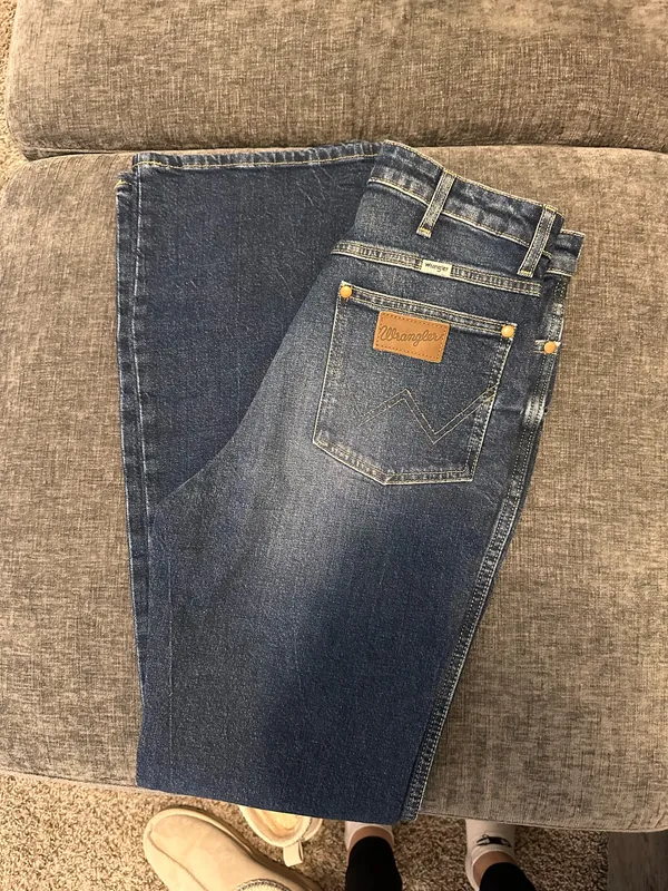 Wrangler Flare Jeans - Image 9