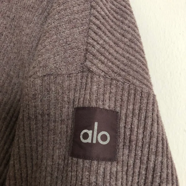 Alo Yoga Muse Hoodie Raisinette Heather M - Image 7