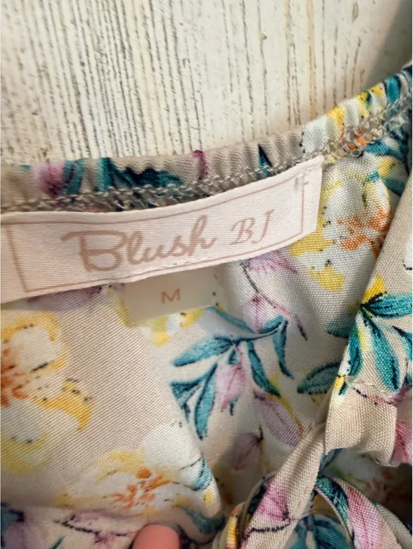 Blush Women's Medium Floral Puff Sleeve Dress - Image 5