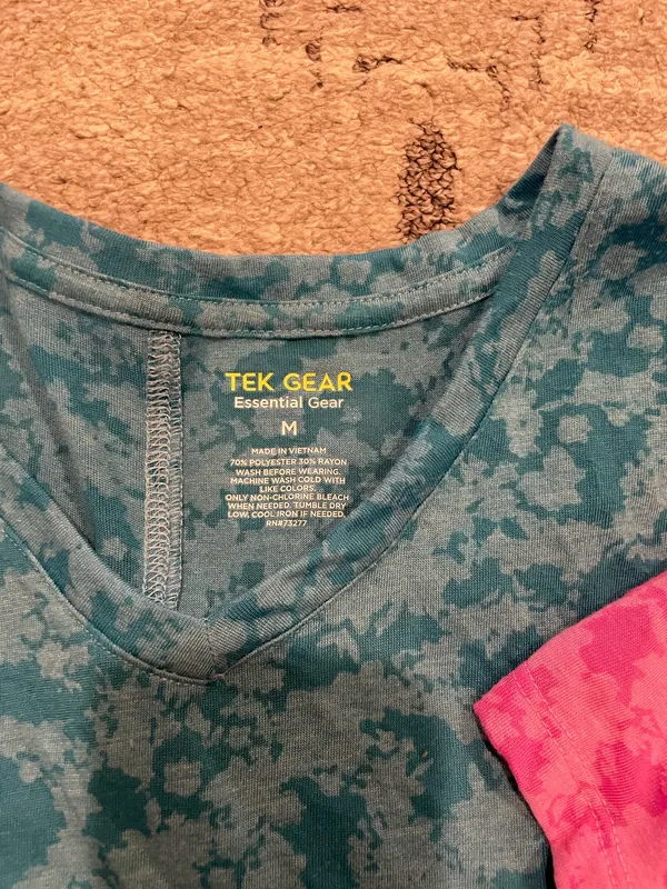 Kohl's Cute blue and pink top - Image 2