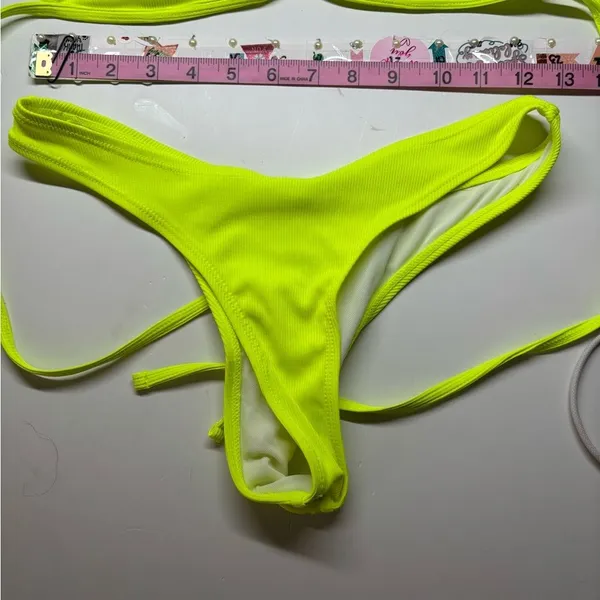 Source Unknown Neon Lime Ribbed Triangle Bikini Set - Image 3