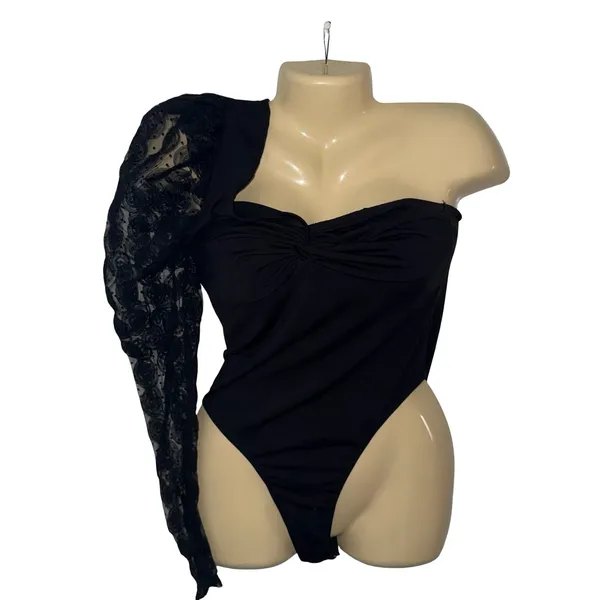 SheIn Black One-Shoulder Bodysuit with Lace Detail - Image 4