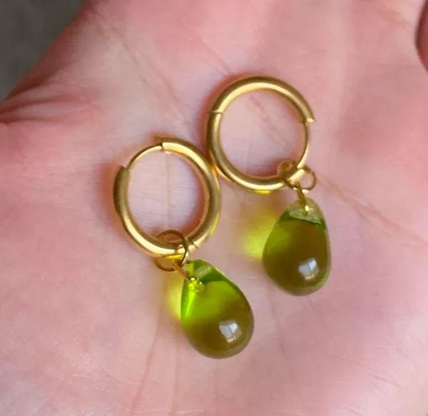 Handmade olive color teardrop Czech glass simple minimalist hoop earrings💚🫒💕 - Image 5