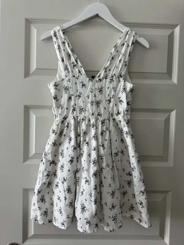 H&M Dress - Image 4