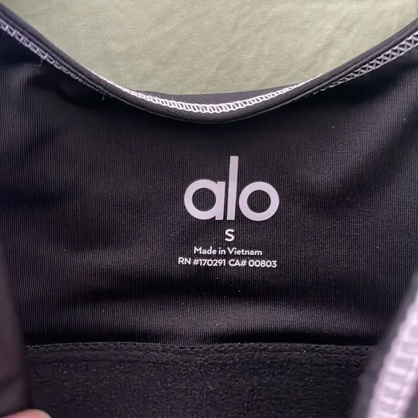 Black Alo Airlift Redefine Bra size Small - Image 8