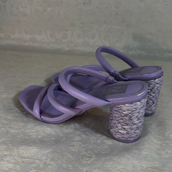 DV by Dolce Vita Myla Block Heel Lavender Strappy Heels Size 6 - Image 3