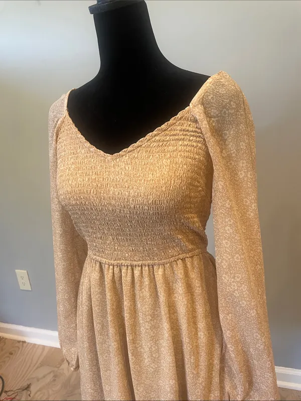 Beige Floral Long-Sleeve Smocked Waist Dress - Image 2