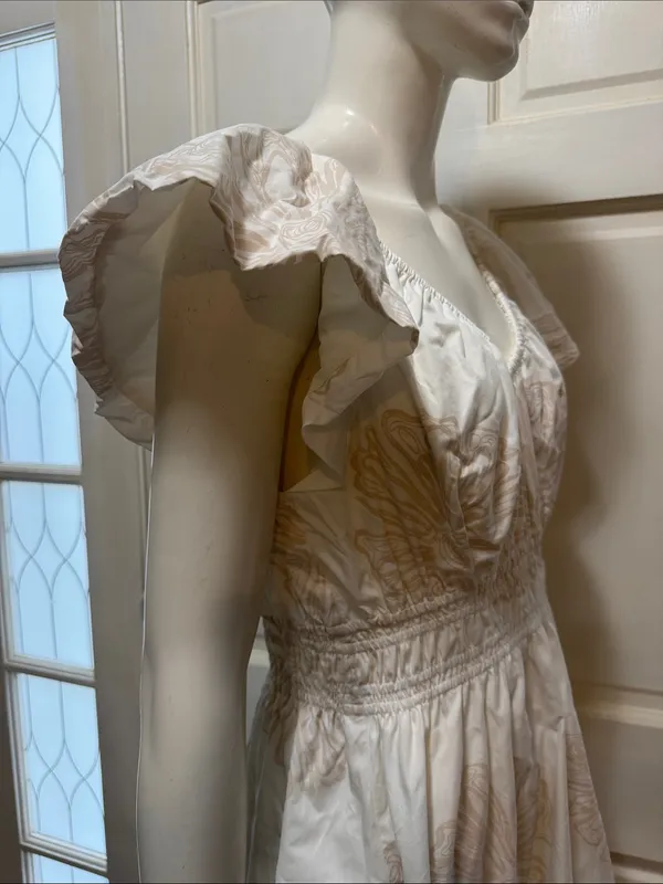 Marie Oliver Emilia White & Beige Floral Fit-and-Flare Dress Size Medium - Image 10
