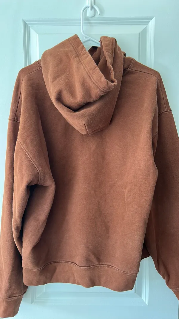 Aritzia Boyfriend TNA Hoodie - Image 4