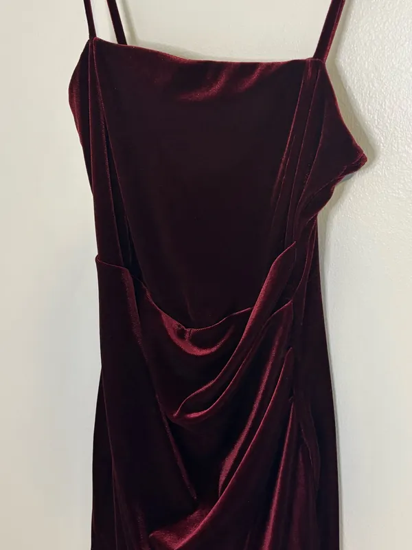 Windsor Burgundy Velvet Mini Dress Size Small - Image 3