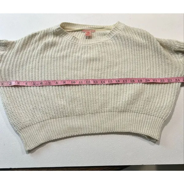 Urban Outfitters Cream Cropped Knit Sweater S Cozy Oversized - Image 5