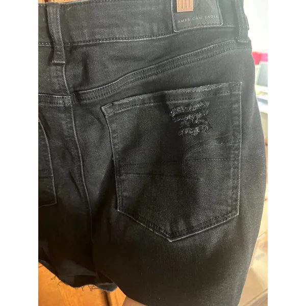 American Eagle Black Distressed High Waisted Button Fly Denim Shorts Womens 12 - Image 6