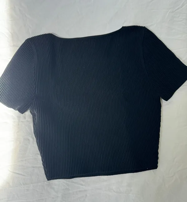 Aritzia Knit Top - Image 4