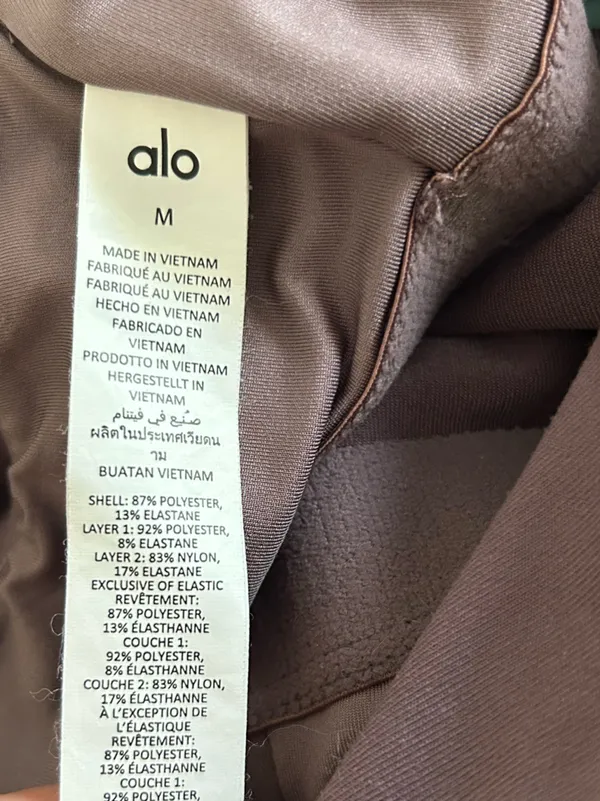 ALO Real Bra Tank V-Neck Racerback Cropped with Bra Shelf - Image 3