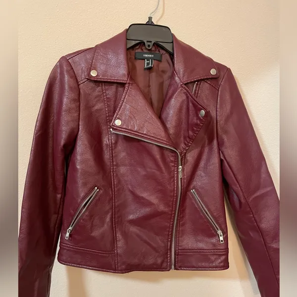 Maroon Leather Jacket Like New Absolutely Gorgeous Front Open With Zipper - Image 5