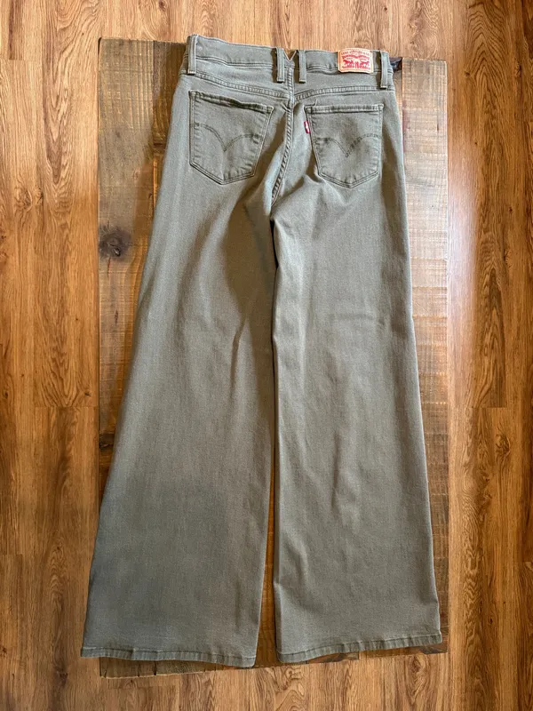 Levi’s 318 SHAPING WIDE LEG 27 green women’s jeans - Image 5