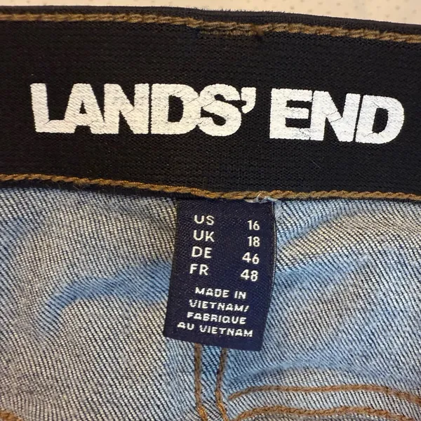 Lands’ End Denim Jeans Women’s Size 16 Inseam 31” Rise 11” - Image 6