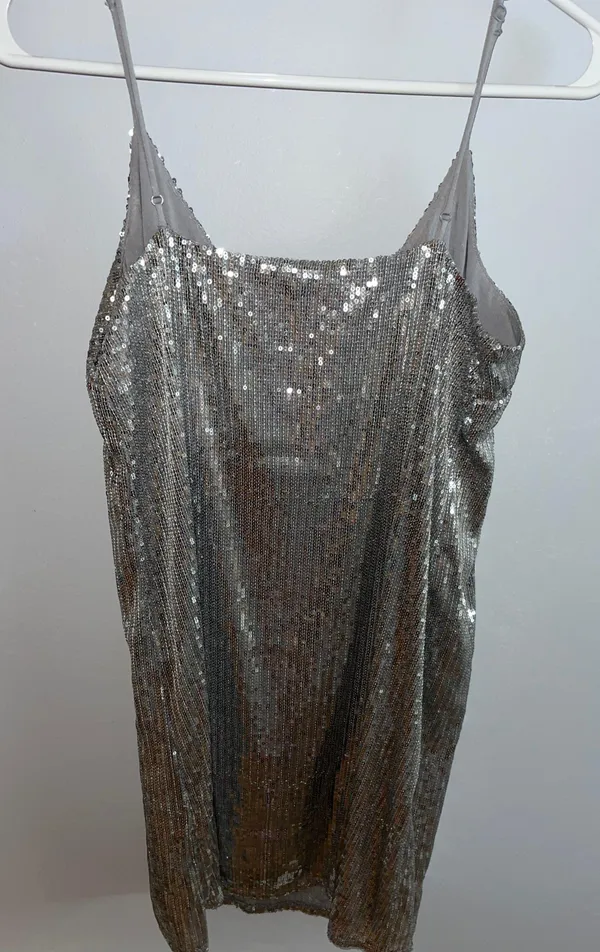 Silver Sequin Dress Size XS - Image 3