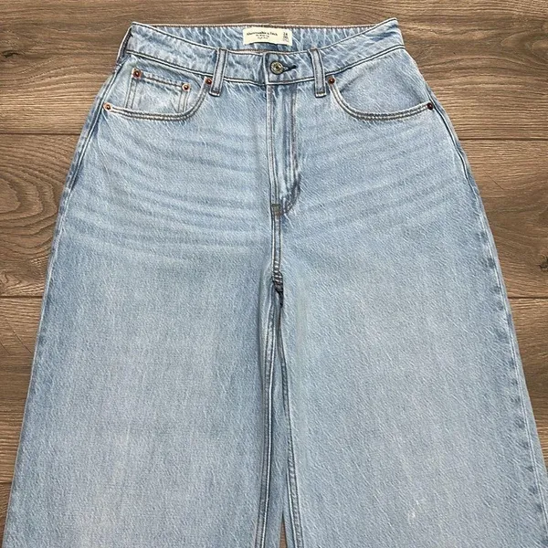 Abercrombie & Fitch Wide Leg High Rise Curve Love Blue Jeans Size 24 - Image 4