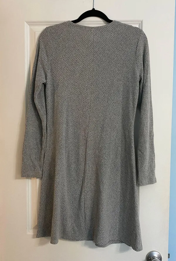 H&M Grey Ribbed Mini Sweater Dress - Image 5