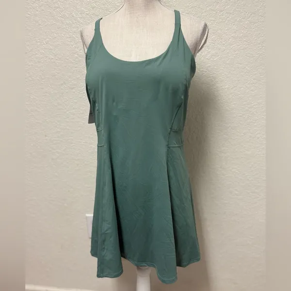 NWT PERSIT Green Tennis Dress Size Large - Image 2