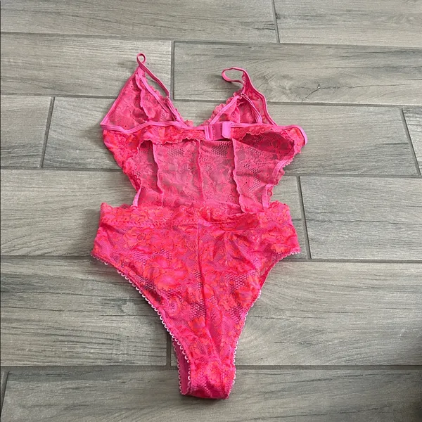 Savage X Fenty Pink Lace Bodysuit - Image 3