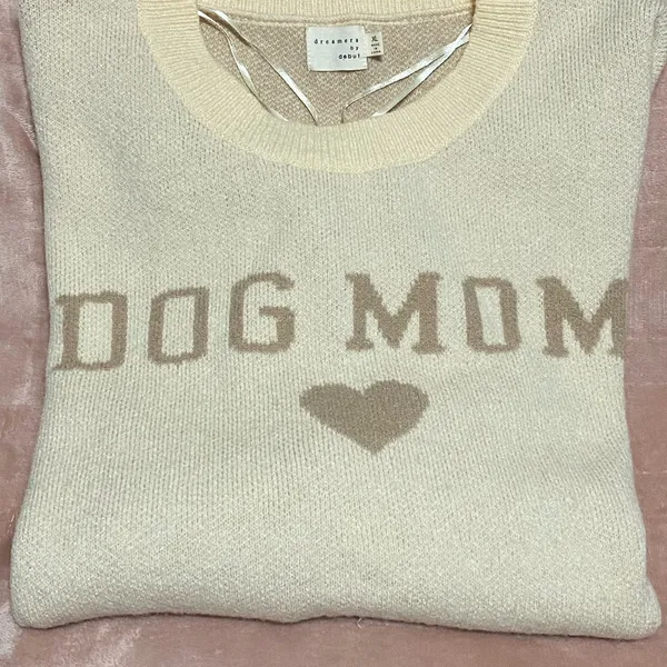 Dreamers Debut Cream 'Dog Mom' Sweater Euc! - Image 2