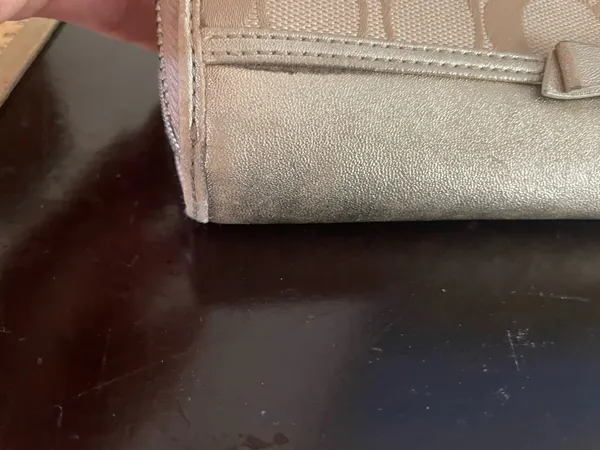 Coach Khaki Wallet - Image 8