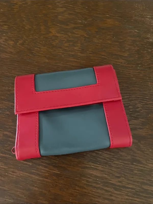 Disco Queen Gray & Red Vinyl Wallet - Image 2