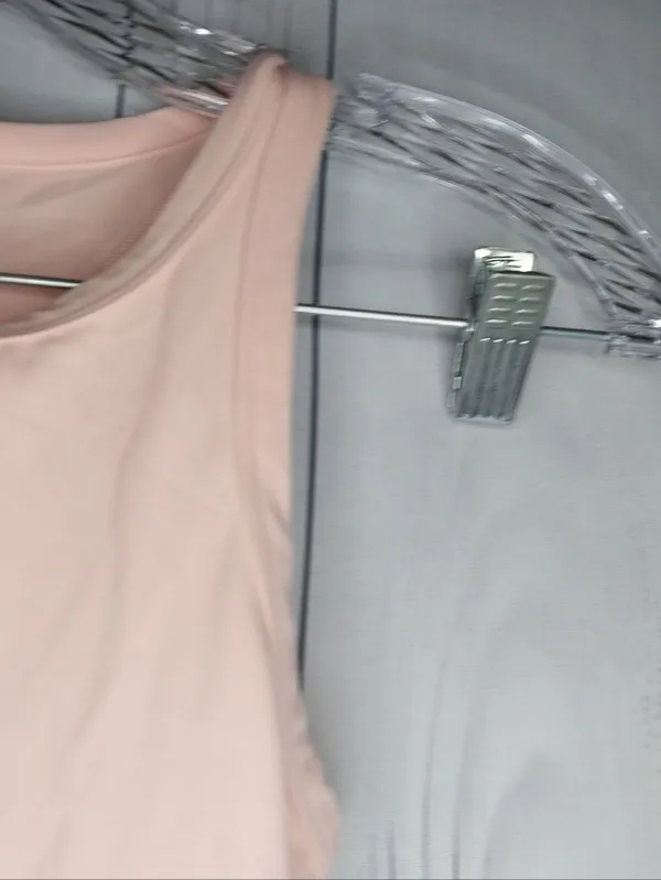 Lululemon Blush Pink Athletic Athleisure Workout Gym Tank Top Size 2 - Image 2