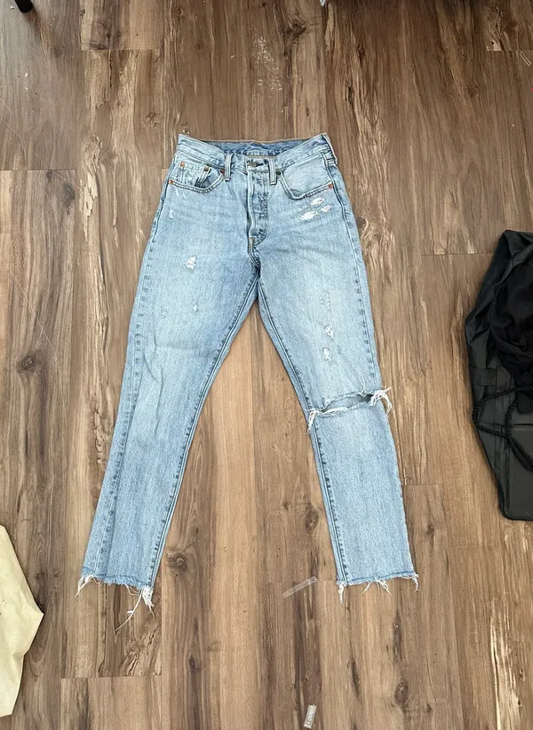 501 Short High Rise Jeans - Image 8