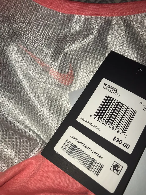 Nike NWT  Logo Workout Top - Image 3